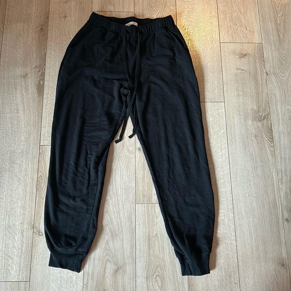 Woman’s Active USA joggers size S